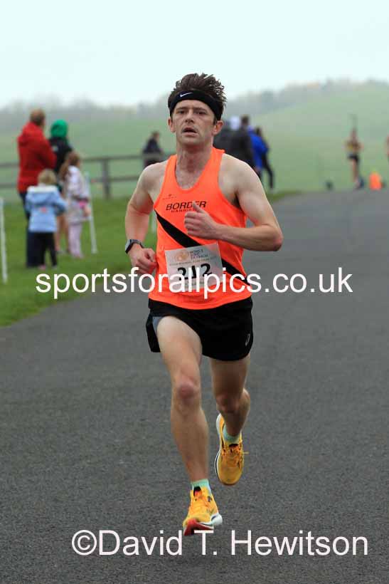Senior Mens and Senior Womens 2022 Heaton Memorial 10k Road Race, Newcastle Town Moor.  Photo: David T. Hewitson/Sports for All Pics
